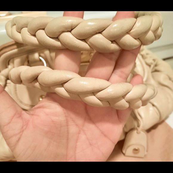 Authentic Miu Miu by Prada Coffer Matelassé Satchel Cera Cream Lambskin - Picture 5 of 17